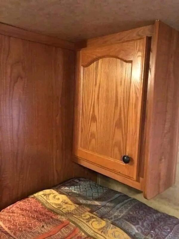 2012 3 Horse Slant Load with CHARGER 9' Living Quarters