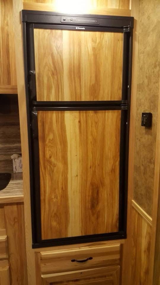 2016 Lakota Charger 3 horse, 16 ft short wall with superslide. Used maybe 10 times like new. Reduced price for 2025.