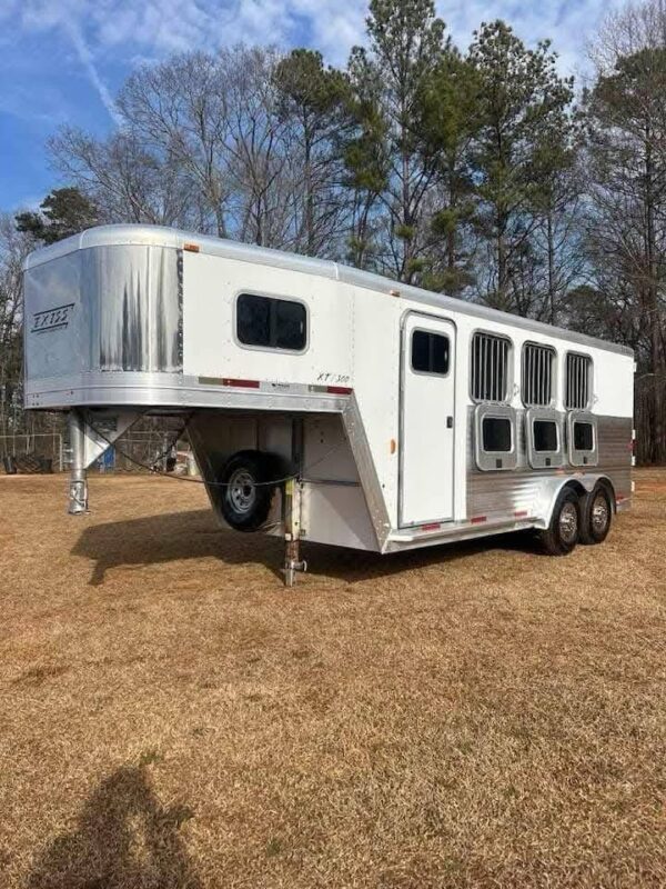 ❄ EXISS ALL ALUMINUM 3 HORSE SLANT GOOSENECK TRAILER WITH DRESSING ROOM AND REAR TACK