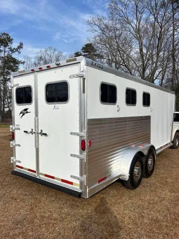 ❄ EXISS ALL ALUMINUM 3 HORSE SLANT GOOSENECK TRAILER WITH DRESSING ROOM AND REAR TACK