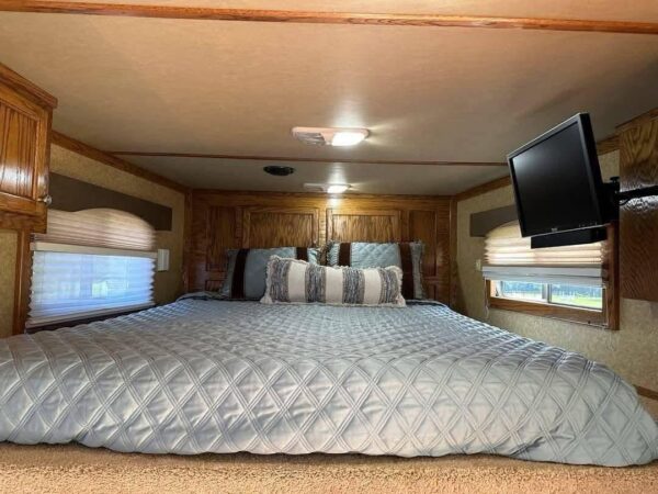 2012 PLATINUM PERFORMANCE PRO LINE LQ Trailer