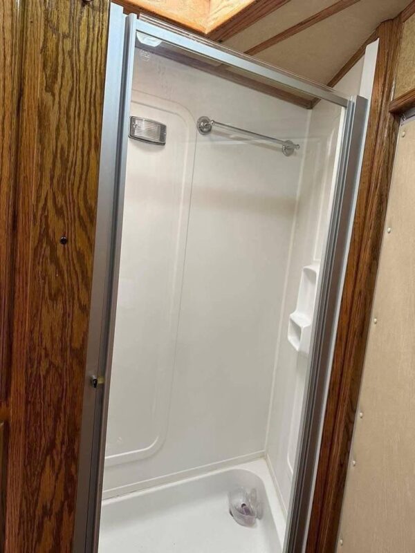 2012 PLATINUM PERFORMANCE PRO LINE LQ Trailer