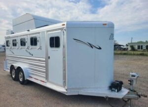 2011 Platinum 4 horse trailer