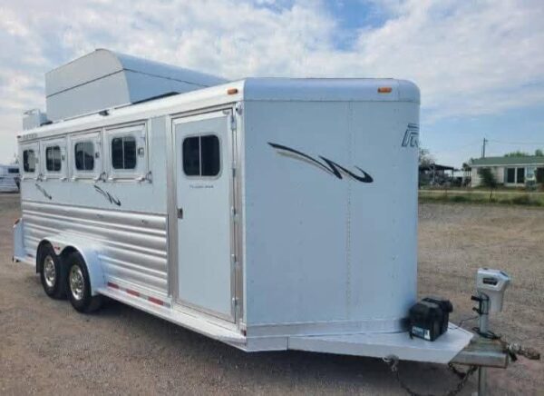 2011 Platinum 4 horse trailer