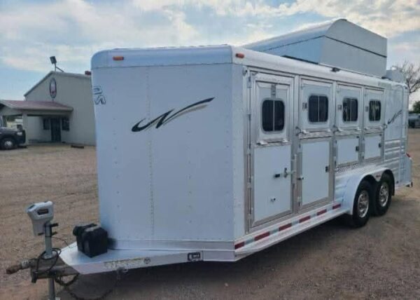 2011 Platinum 4 horse trailer