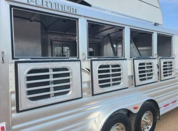 2011 Platinum 4 horse trailer