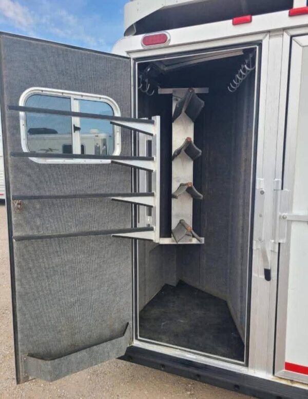 2011 Platinum 4 horse trailer
