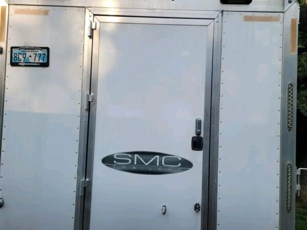 2019 SMC LARAMIE 4 HORSE SLANT LOAD TRAILER
