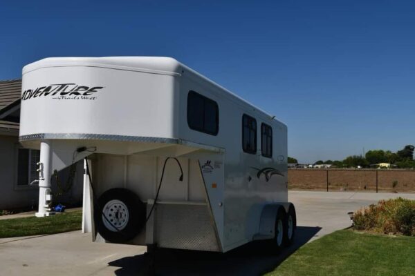 2019 Trails West Adventure 2H Weekender, goose neck