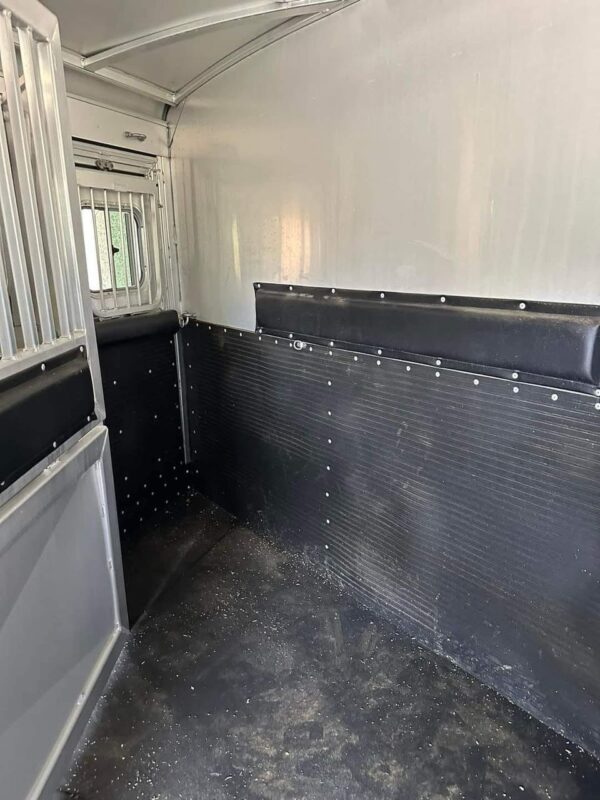 2022 3 horse Platinum bumper pull